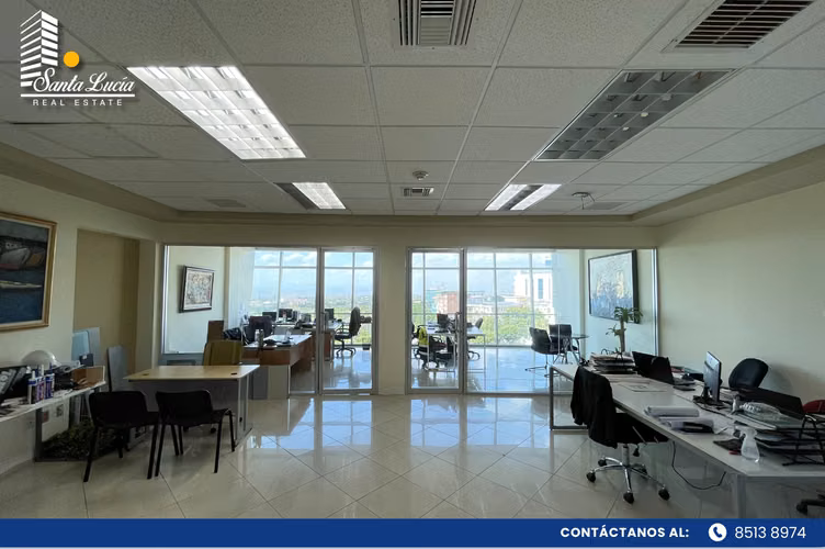 Módulo en renta en el prestigioso Edificio Invercasa - Imagen 2