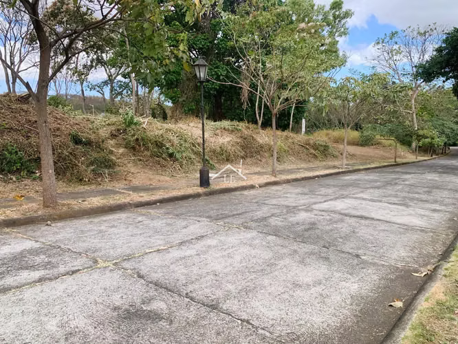 LL - Se Vende Terreno en Balcones de Santo Domingo - Imagen 5