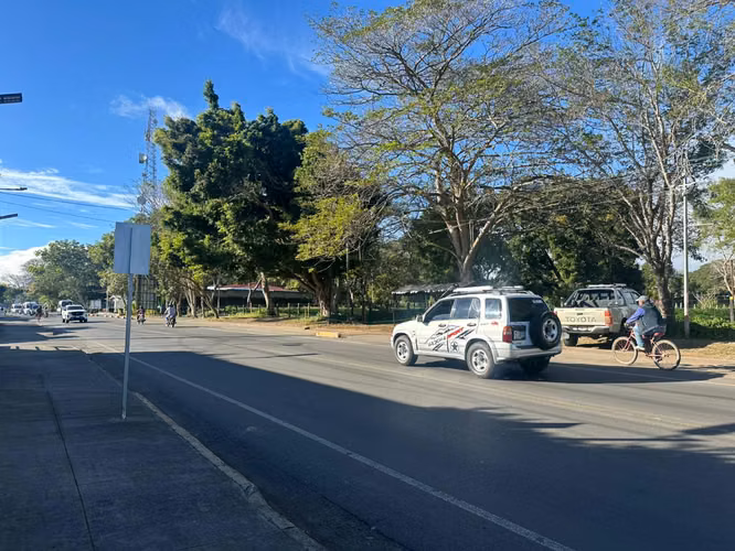 Venta de Terreno a pie de Carretera Panamericana Dolores – Jinotepe. 23,419.9 varas²