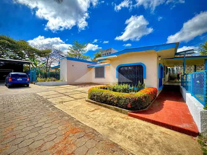 Casa en Renta El Mirador De Santo Domingo, Managua