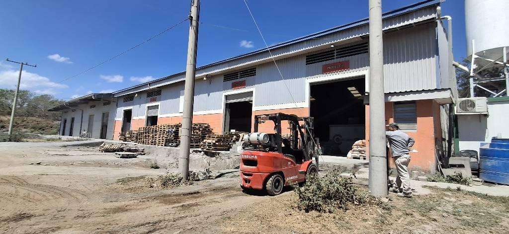 CF. OPORTUNIDAD INDUSTRIAL EN JAGÜITAS - Imagen 4