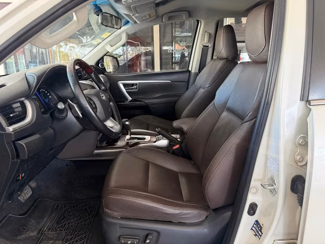 Toyota Fortuner SRV año 2021