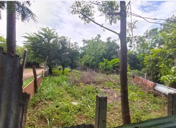 Vendo terreno de 20x50 con obra gris