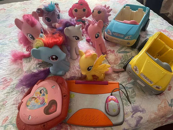 Vendo Paquete de Juguetes Pony
