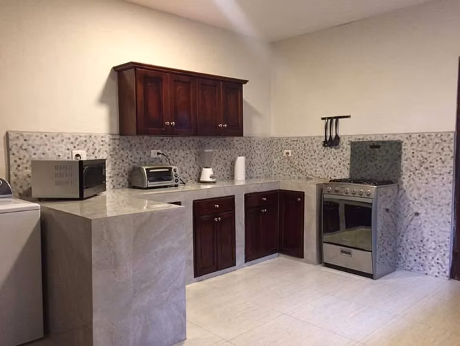 CASA AMUEBLADA EN CARRETERA SUR, TICOMO - Imagen 12