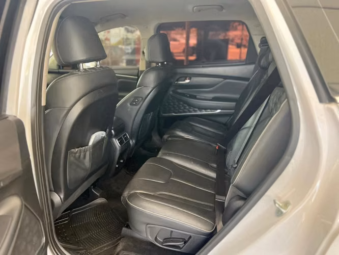 Hyundai Santa FE año 2023