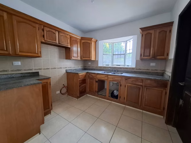 Se vende casa en esquipulas, dentro de condominio. - Imagen 2