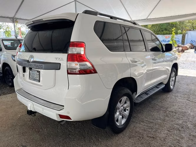 Toyota Prado TXL año 2014