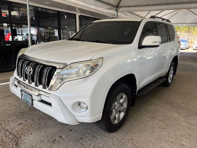 Toyota Prado TXL año 2014