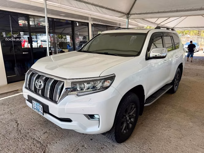 Toyota Prado VXL año 2019