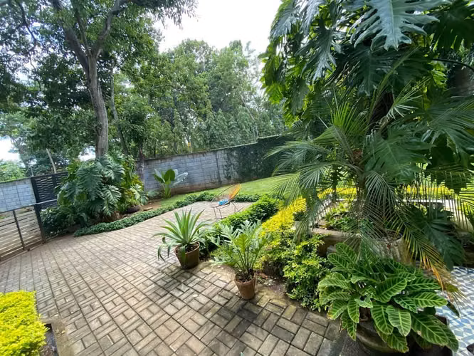 Vendo casa en balcones se Santo Domingo