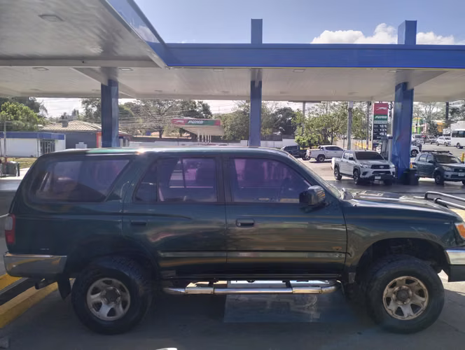 Toyota 4Runner Diesel 3.0 año 1999