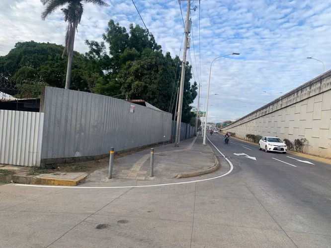 Gran oportunidad de inversion!!!! venta de propiedad cerca de rotonda 7 sur - Imagen 2