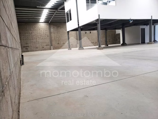 Ofi Bodega en Renta Pista Suburbana, Managua - Imagen 12