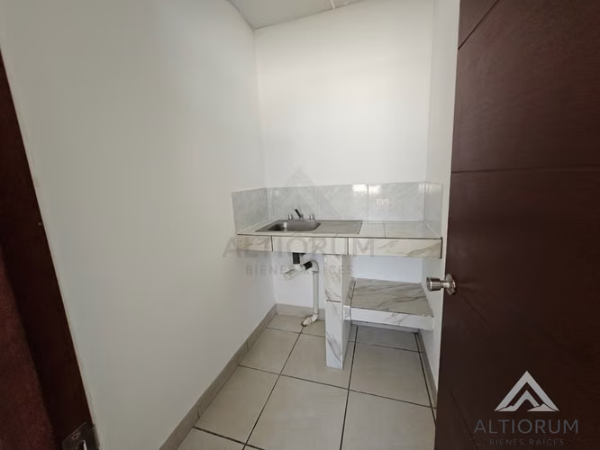 Oficina en Renta en Planes de Altamira | 245 m²