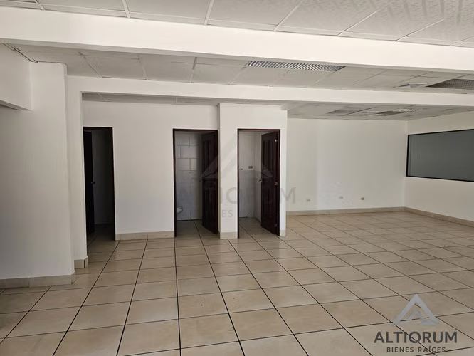 Oficina en Renta en Planes de Altamira | 245 m²