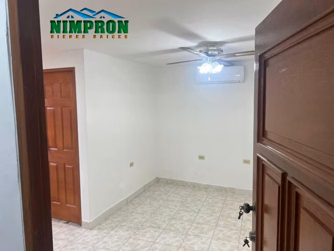 Se Vende propiedad comercial en la zona de la 27 de Mayo