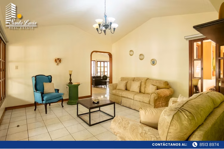 Casa en venta en Carretera a Masaya-LL