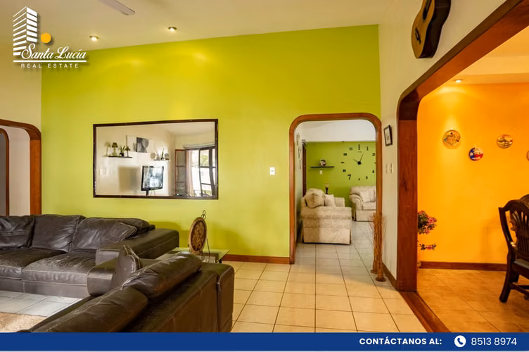 Casa en venta en Carretera a Masaya-LL