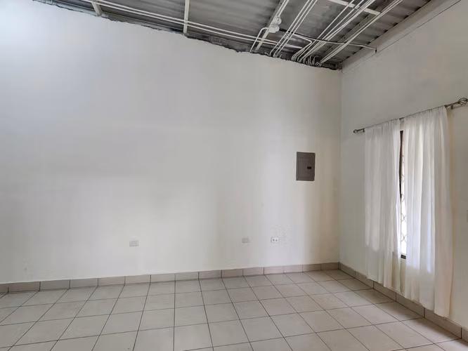 VILLA MIGUEL GUTIERREZ. BONITA CASA EN VENTA. - Imagen 9