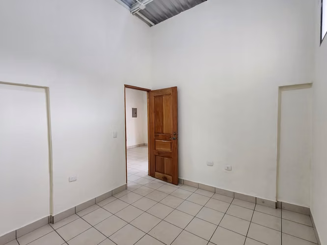 VILLA MIGUEL GUTIERREZ. BONITA CASA EN VENTA. - Imagen 12