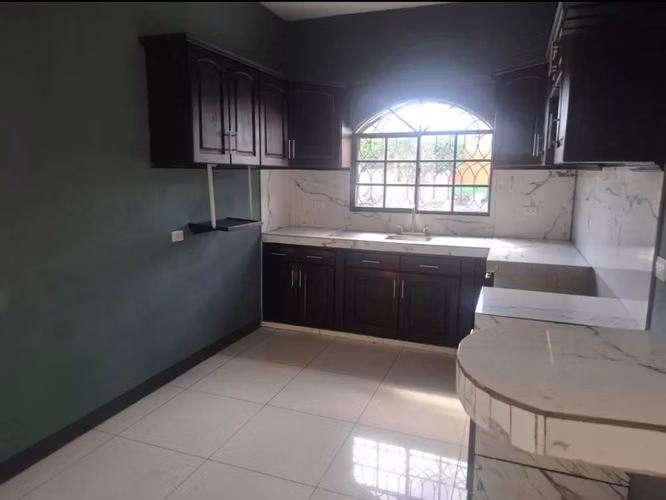 Vendo casa en ciudad doral