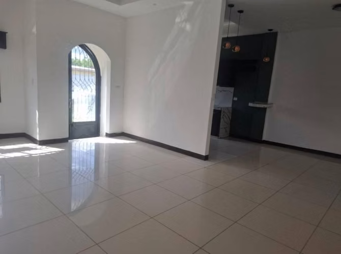 Vendo casa en ciudad doral