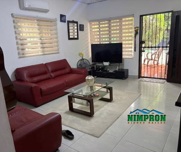 En venta Casa Quinta, Tcuantepe, calle principal