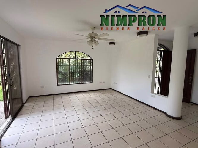 Casa en venta en Santo Domingo.