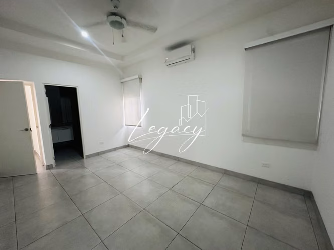 EG-SE VENDE CASA EN CONDOMINIO PRIVADO – CARRETERA SUR