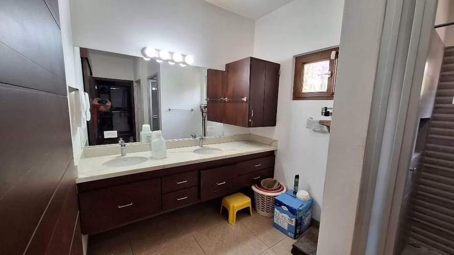 Vendo casa en carretera Sur