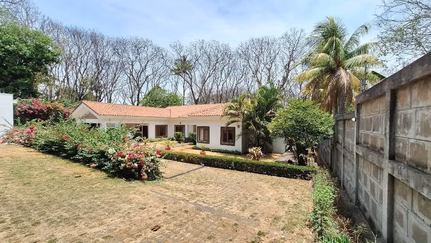 Vendo casa en carretera Sur