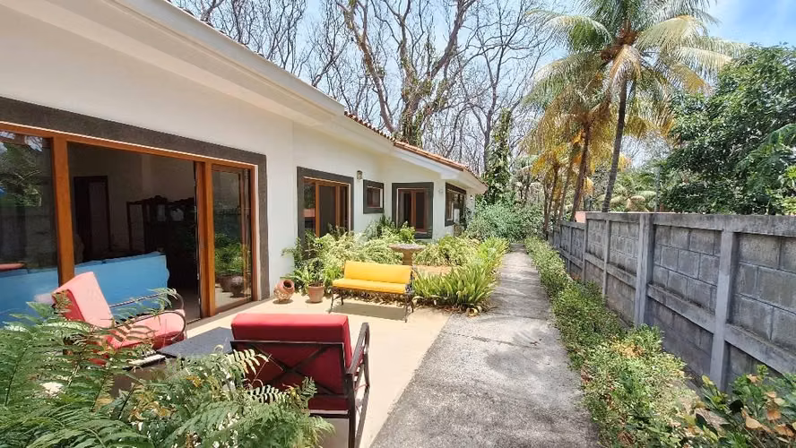 Vendo casa en carretera Sur