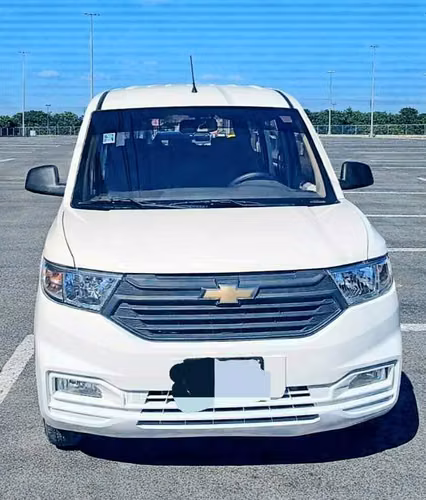 Vendo microbus chevrolet N400 2024. Único Dueño lo vendo porque compré uno más grande.Negociable con dinero a mano.