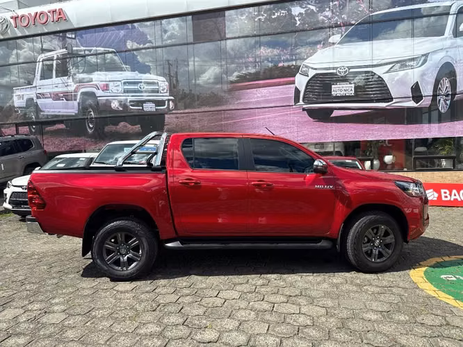 Rento Camioneta Hilux