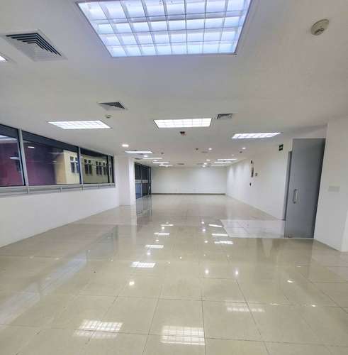 Oficina Corporativa en Plaza España de 250 m²