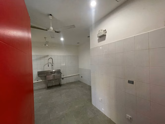 OPORTUNIDAD COMERCIAL EN OFICENTRO METROPOLITANO Carretera a Masaya