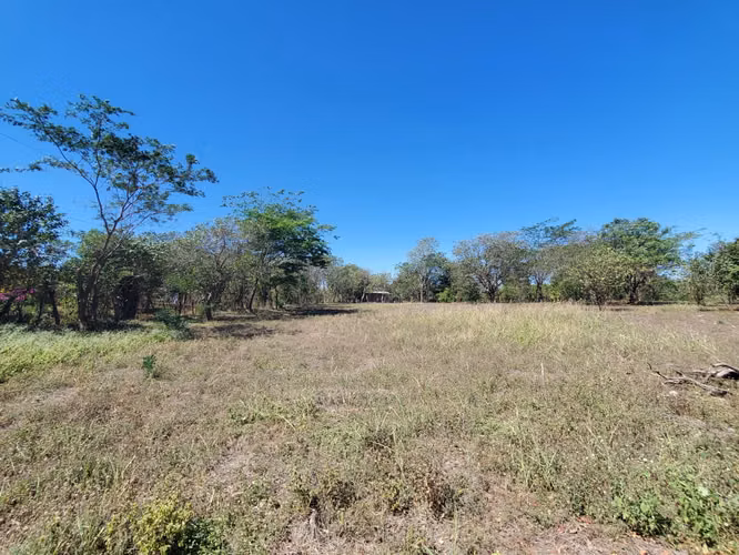 EJ-Vendo finca en Carretera Tipitapa, Masaya km 34.5
