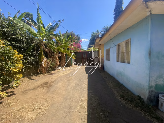 AG-Propiedad con ubicación semi comercial en Santo Domingo