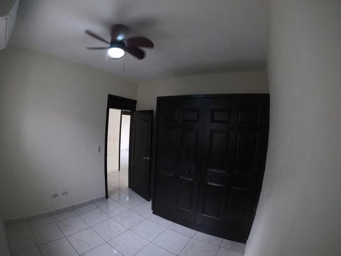 AG- Casa de un piso en residencial privado sector Las Cumbres - Imagen 5
