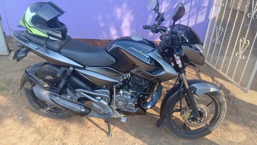 Vendo moto pulsar 10/10