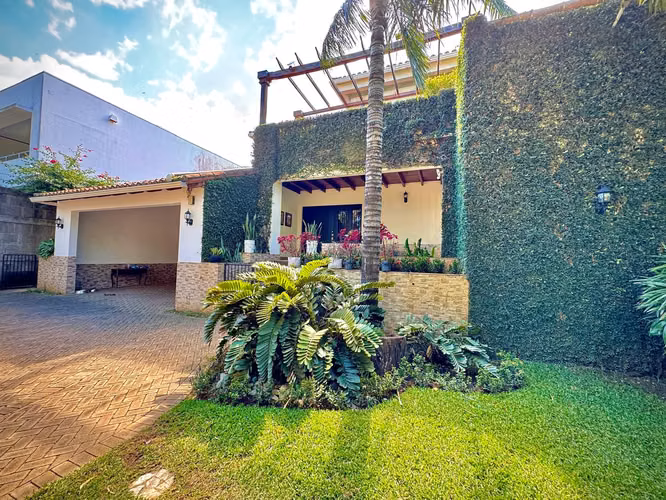 Venta de casa en Carretera Sur