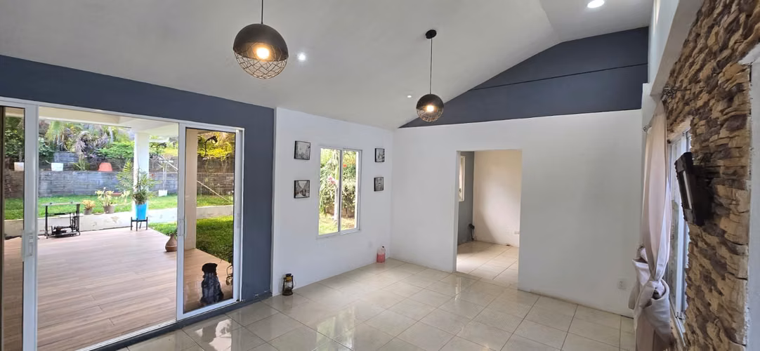 Venta de casa en Las Colinas