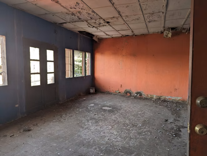 Venta de Terreno en Mercado Oriental