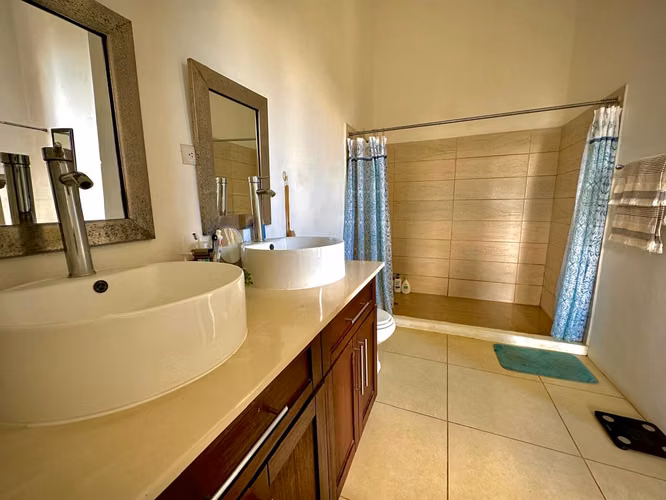 Venta de Casa en Las Colinas