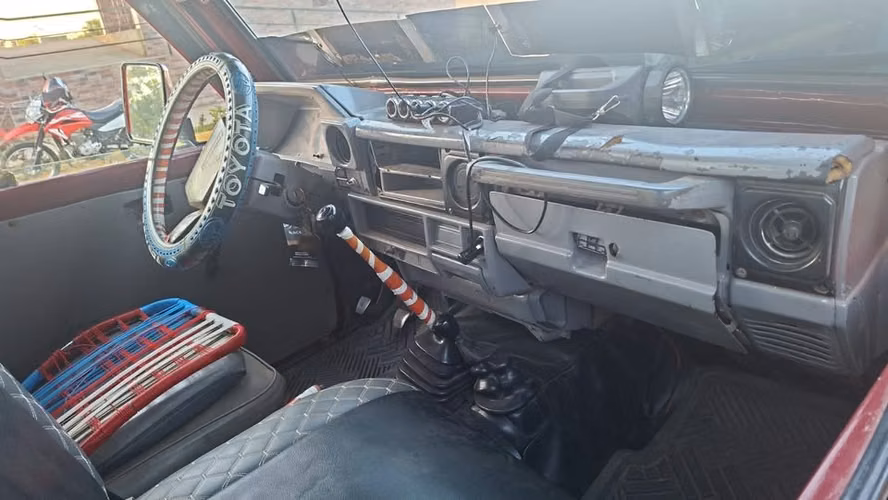 TOYOTA LAN CRUZER