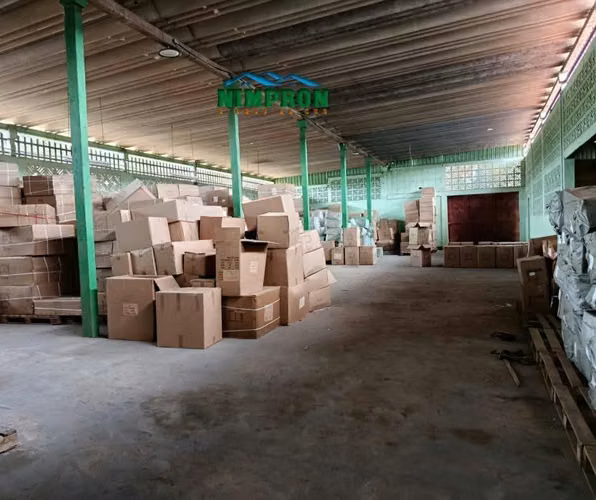 Se renta  Bodega en carretera nueva a Leon