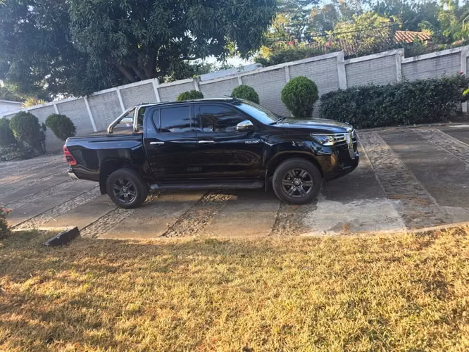 Hilux SRV