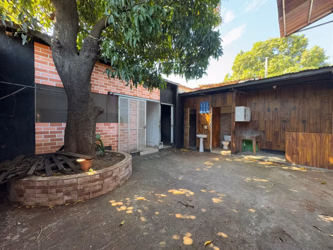 Venta de excelente local comercial cerca de Multicentro Las Américas - Imagen 12