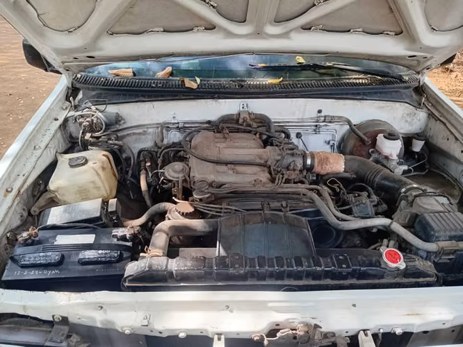 Toyota T100 94 – Potencia, resistencia y lista para trabajar 